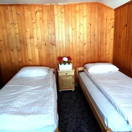 Base Cafe Homestay Lauterbrunnen
