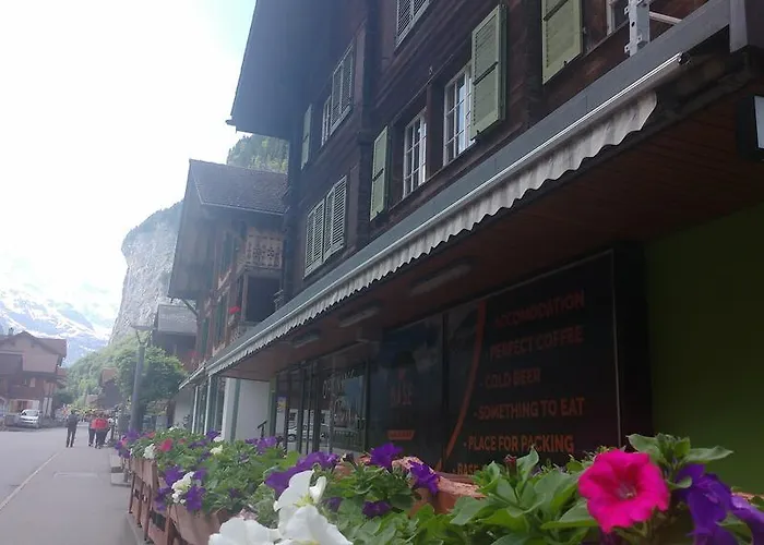 Base Cafe Ubytování v soukromí Lauterbrunnen