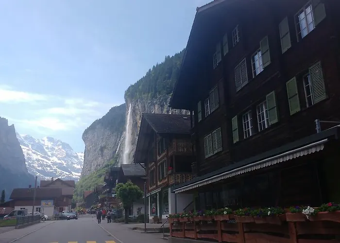 Base Cafe Lauterbrunnen