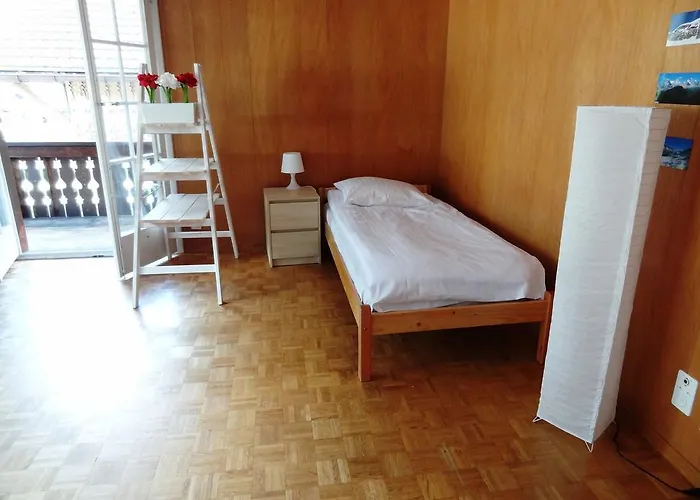 Base Cafe Lauterbrunnen