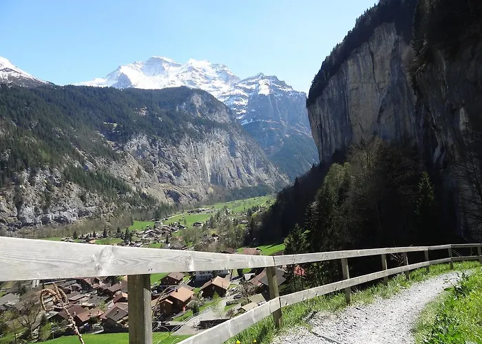 Base Cafe Lauterbrunnen