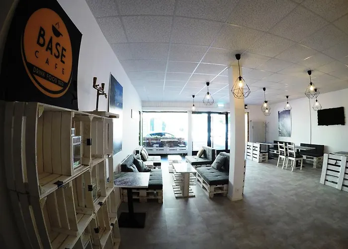 Base Cafe Lauterbrunnen