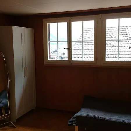 巴瑟咖啡厅酒店 * 劳特布龙嫩